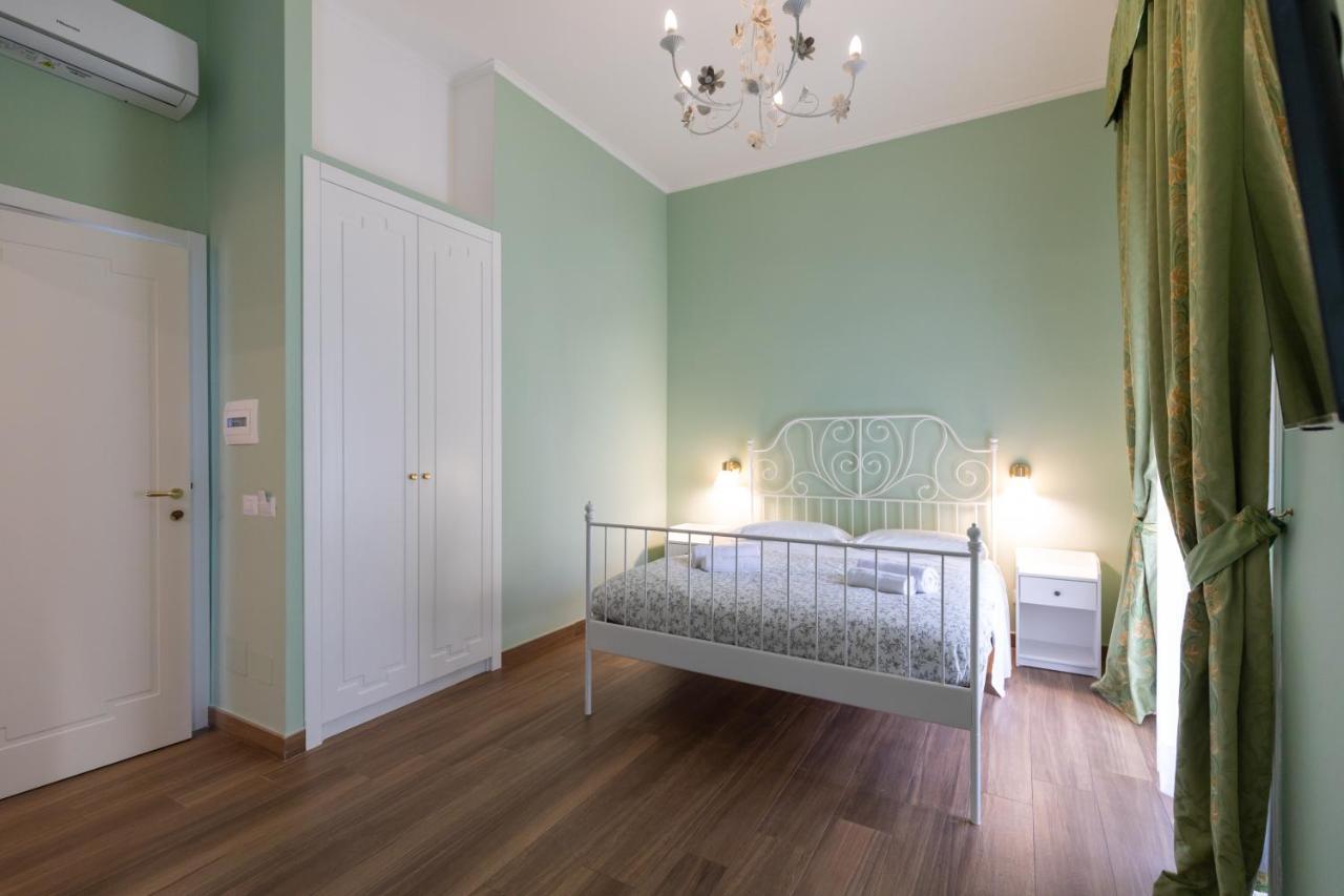 Palazzo Del Principe San Severo 3 Bedrooms & Terrace! 那不勒斯 外观 照片