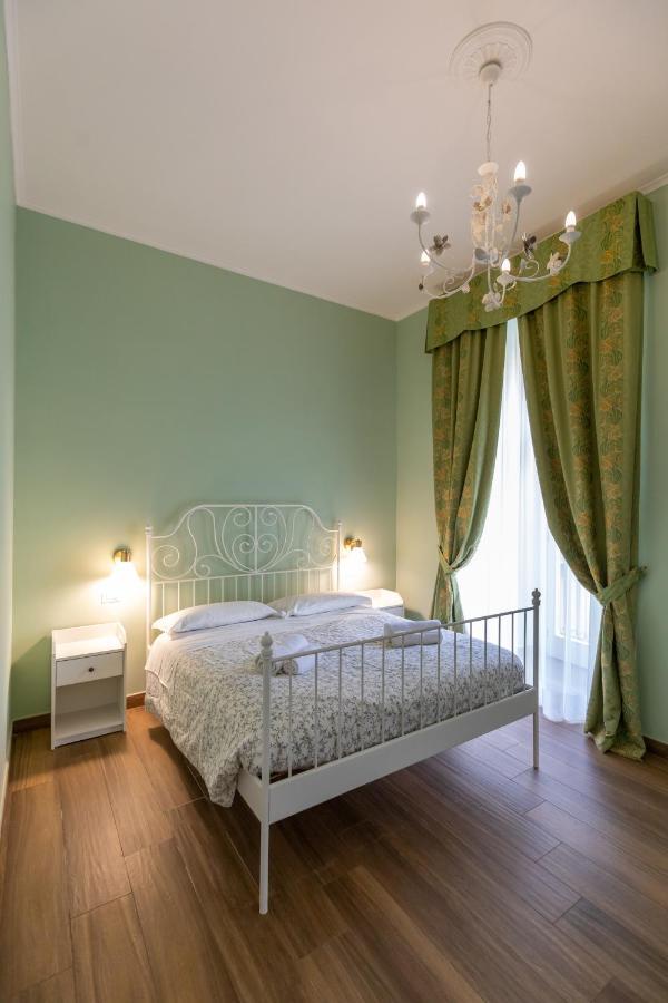 Palazzo Del Principe San Severo 3 Bedrooms & Terrace! 那不勒斯 外观 照片