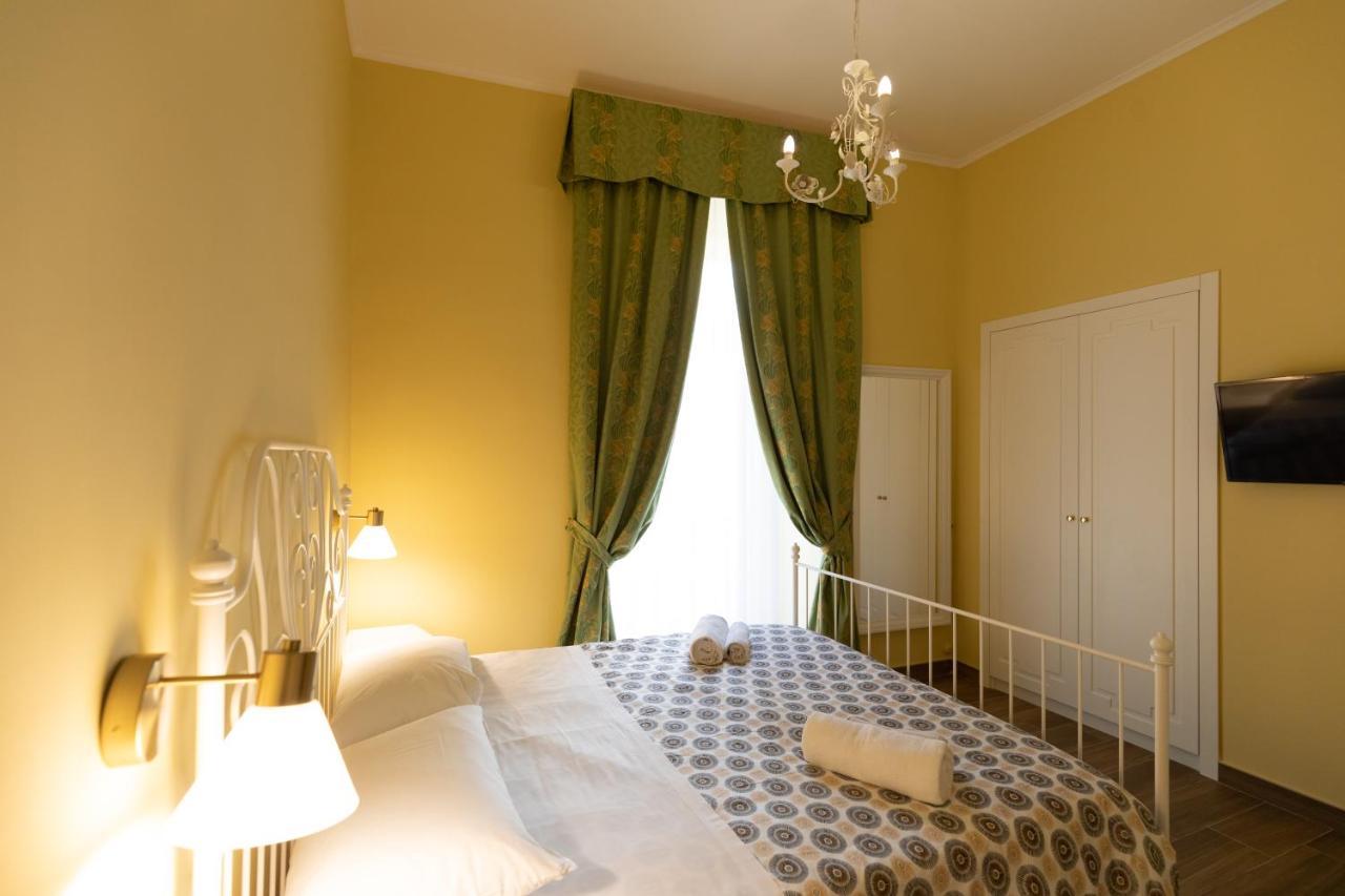 Palazzo Del Principe San Severo 3 Bedrooms & Terrace! 那不勒斯 外观 照片
