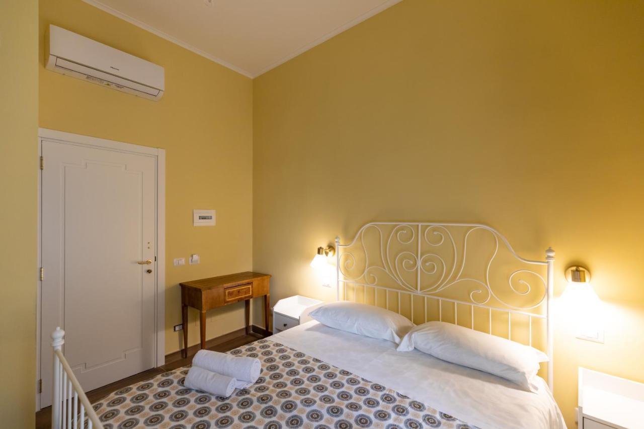 Palazzo Del Principe San Severo 3 Bedrooms & Terrace! 那不勒斯 外观 照片