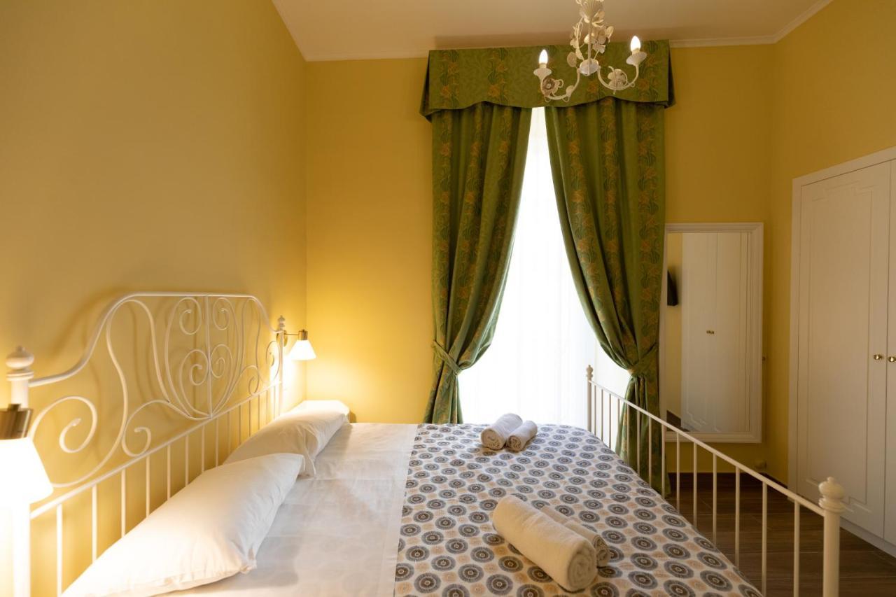 Palazzo Del Principe San Severo 3 Bedrooms & Terrace! 那不勒斯 外观 照片